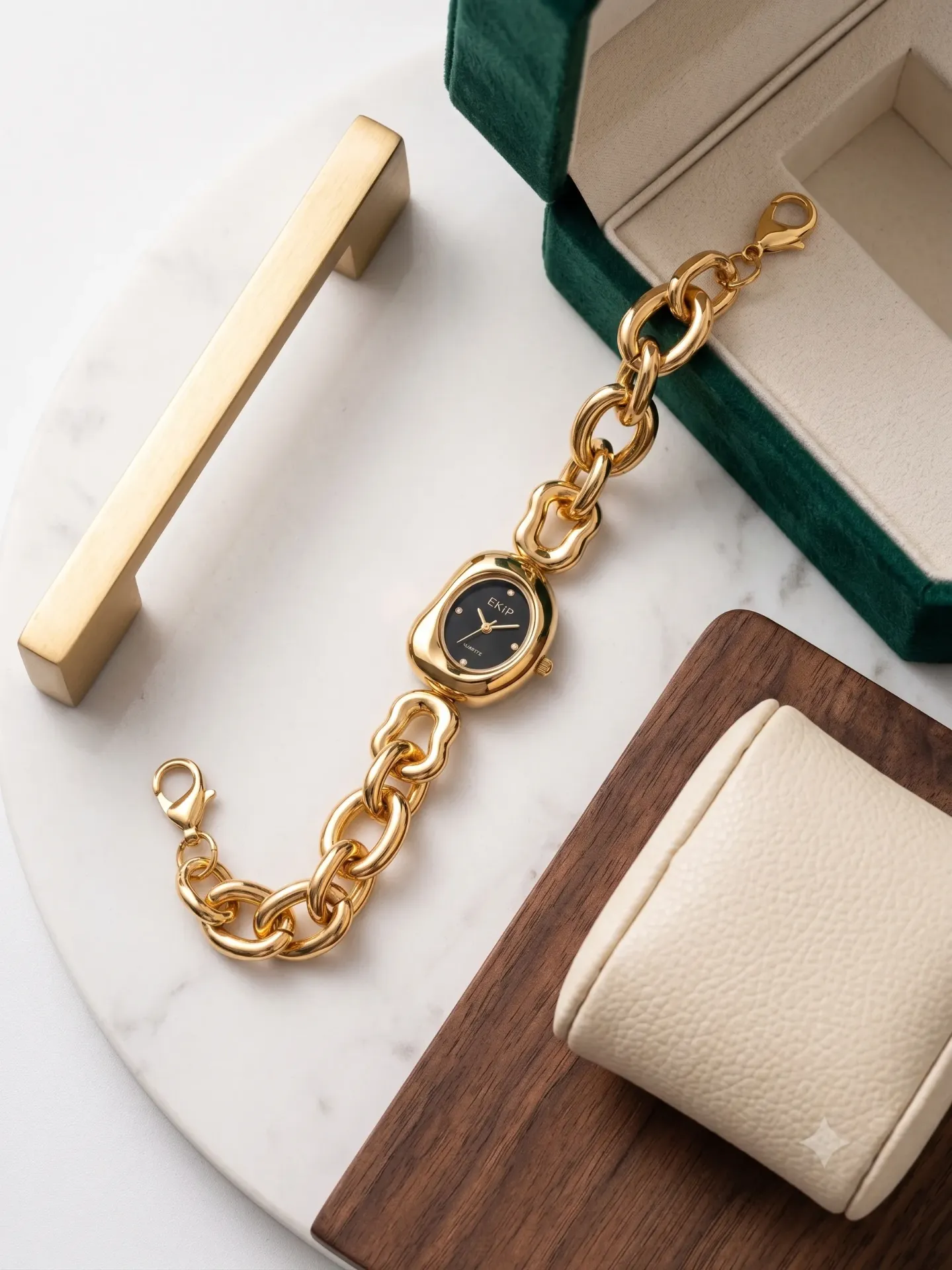 EKIE Chunky Gold Chain Watch with Black Dial