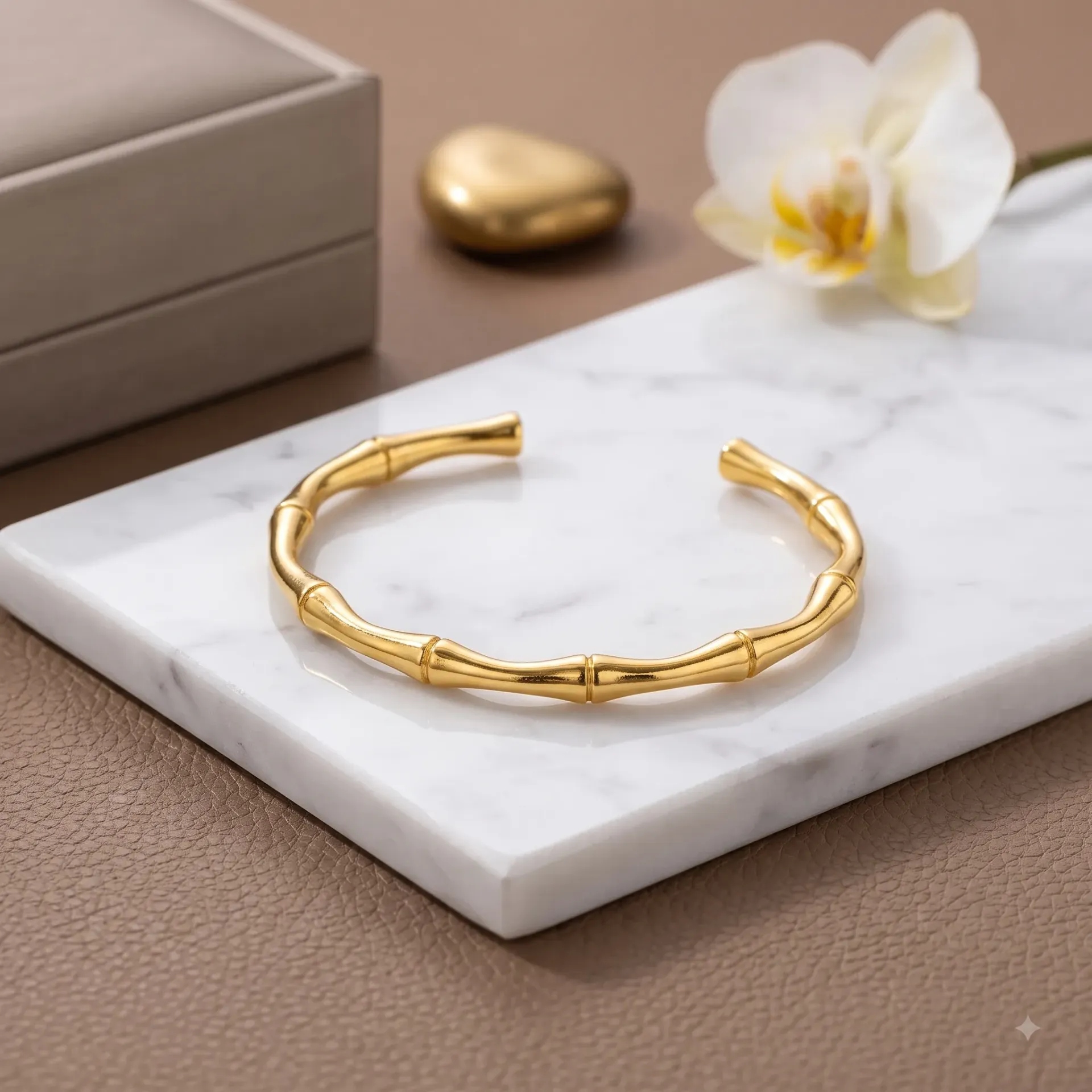 Minimalist Bamboo-Pattern Stainless Steel Bracelet Vacuum-Plated, Fade-Resistant, Hypoallergenic C-Shaped Bracelet