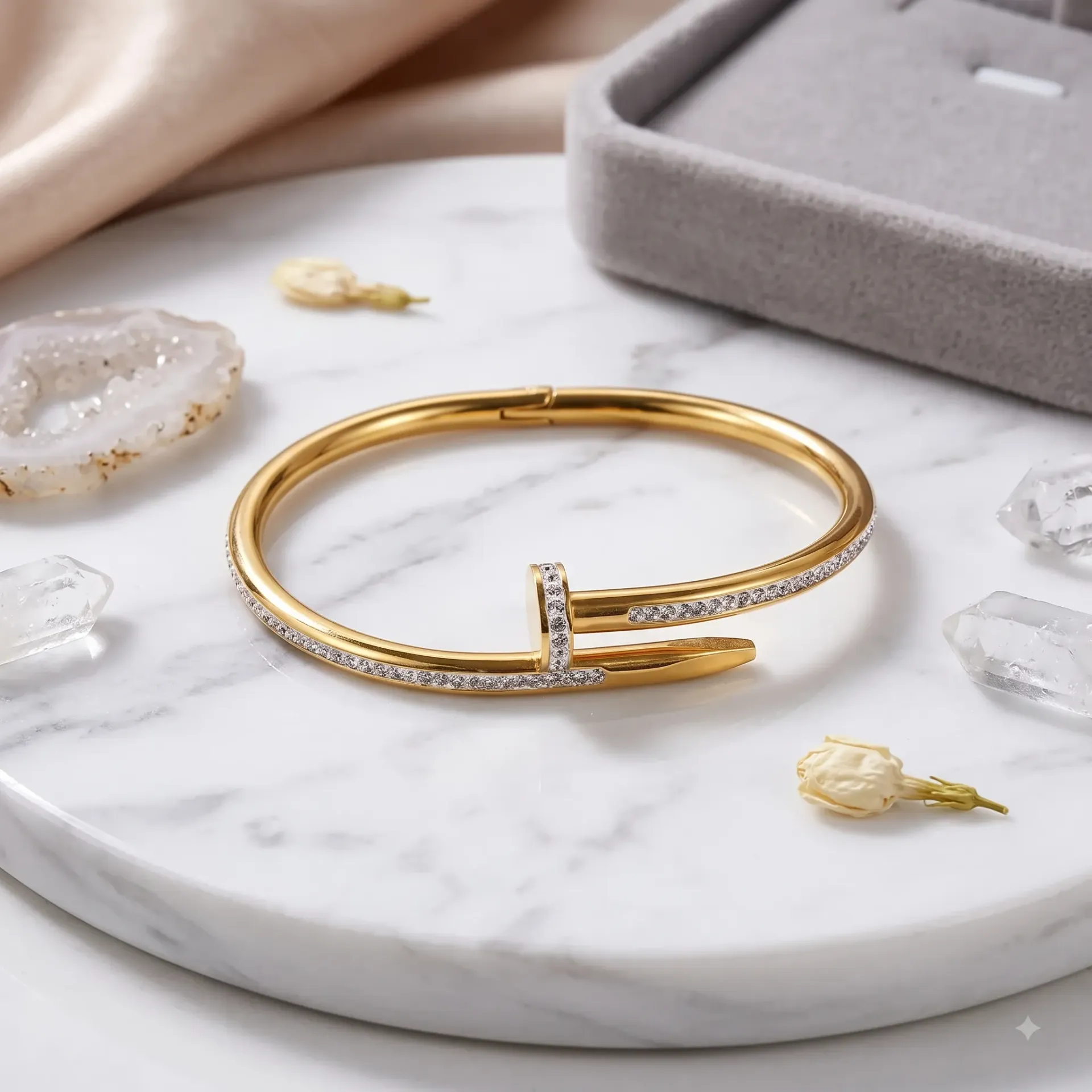 Gold-color Plated Stainless Steel Charm Bracelet with Geometric Design for Unisex